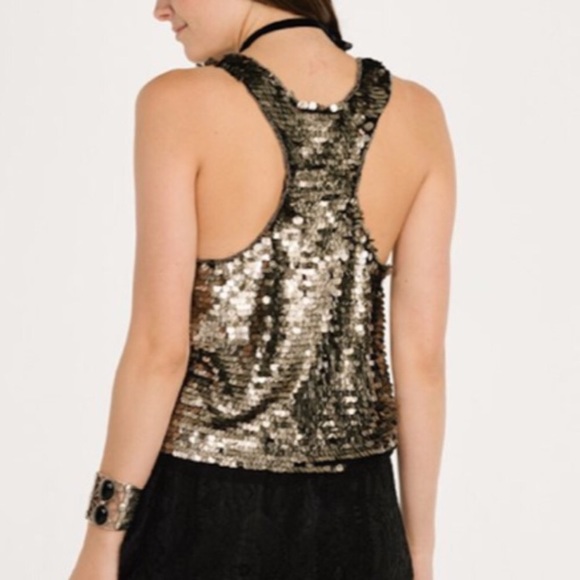 Nordstrom Savvy RAGA Gold sequin top😍 - Picture 8 of 8